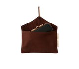 lipstick-case-black-cover-detail